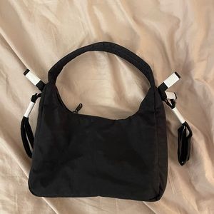 Baggy sandy liang shoulder bag